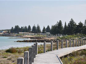 Chambers Way Walk - Attractions Melbourne 0