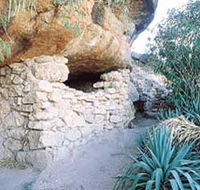Hermits Caves and Lookout - Attractions Melbourne