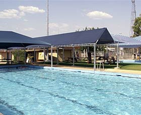 Boomi Artesian Hot Spa And Cold Pools - Attractions Melbourne 1