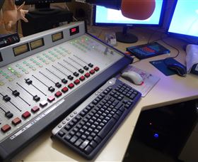 Peak Hill FM Community Radio Station - Attractions Melbourne 0
