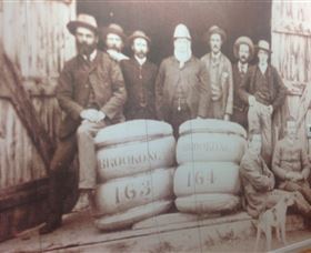 Greens Gunyah Museum - Attractions Melbourne 0