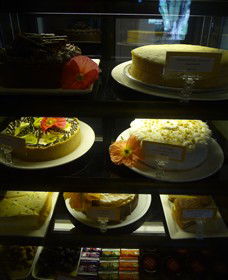 Rich Glen Olives - Attractions Melbourne 5