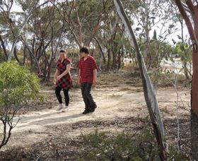 Tamma Parkland - Attractions Melbourne 0