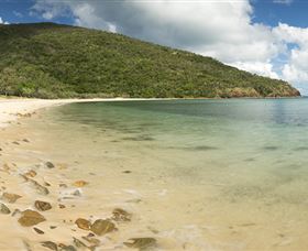 Connie Bay On Keswick Island - Attractions Melbourne 0