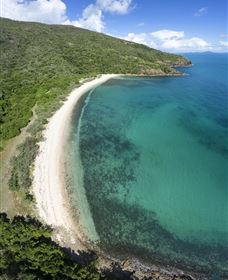 Connie Bay On Keswick Island - Attractions Melbourne 2