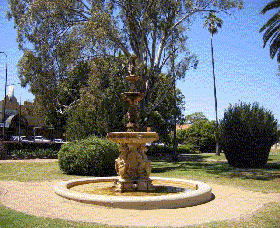 Cameron Park - Attractions Melbourne 2