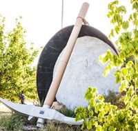The Big Gold Pick and Pan - Attractions Melbourne