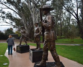 VC Memorial Park - Honouring Our Heroes - Attractions Melbourne 1