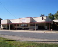 Brocklesby Hotel