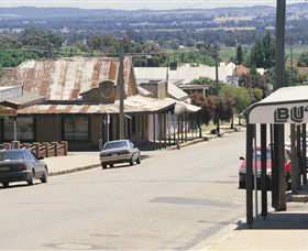 Gulgong Symbol Trail - Attractions Melbourne 0