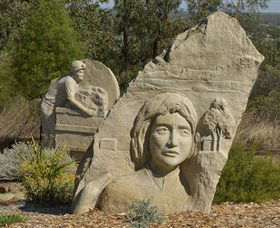 Heritage Sculptures At Pensioners Hill Lookout - Attractions Melbourne 0
