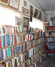 The Last Post Bookshop - Attractions Melbourne 1