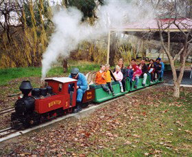 Holbrook Miniature Railway - Attractions Melbourne 0