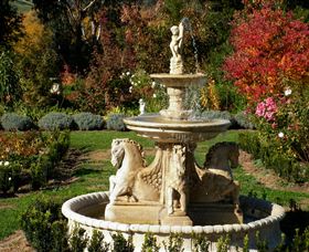 Brookfield Maze - Attractions Melbourne 5