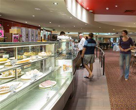 Ainslie Football And Social Club - Attractions Melbourne 1