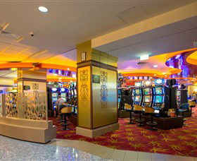 Hellenic Club Of Canberra - Attractions Melbourne 1