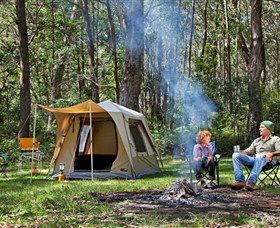 Old Ford Reserve - Attractions Melbourne 0