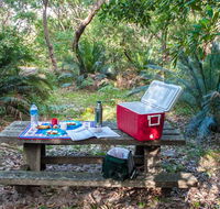 Little Llangothlin picnic area - Attractions Melbourne