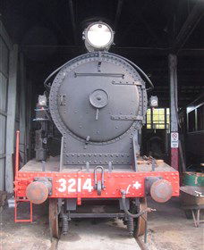 Valley Heights Locomotive Depot Heritage Museum - Attractions Melbourne 1