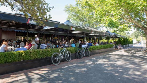 Tilley's - Attractions Melbourne 3