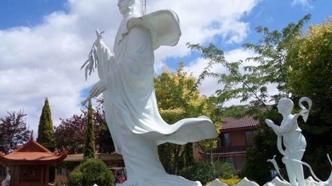 Sakyamuni Buddhist Centre/Van Hanh Monastery - Attractions Melbourne 3