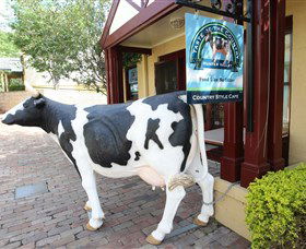 Hunter Valley Gardens Shopping Village - Attractions Melbourne 5