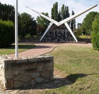 Southern Cloud Memorial - Attractions Melbourne