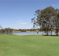 Lakeside Country Club Camden - Attractions Melbourne