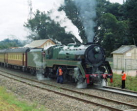 Robertson Heritage Railway Station - Attractions Melbourne 1