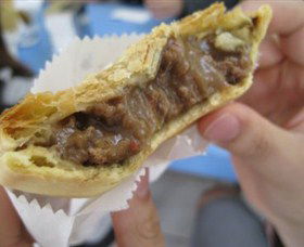 Robertson Pie Shop - Attractions Melbourne 2