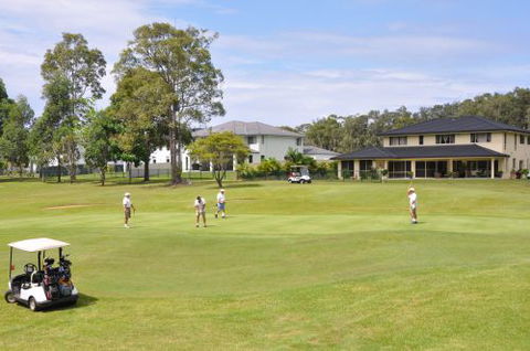 Emerald Downs Golf Course - Attractions Melbourne 3