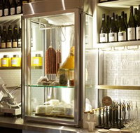 East Coast Lounge - Attractions Melbourne