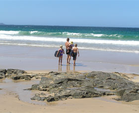 Shellharbour Beach - Attractions Melbourne 0