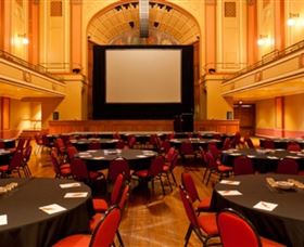 Newcastle City Hall - Attractions Melbourne 1