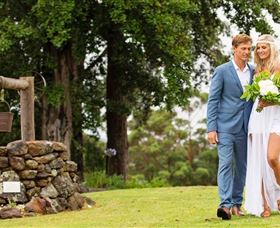 Pigeon House Tea Rooms Pitch And Putt Golf Course - Attractions Melbourne 1