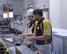 Poppy's Chocolate - Attractions Melbourne 0