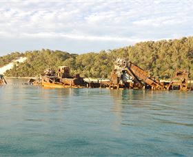 Tangalooma Wrecks Dive Site - Attractions Melbourne 0