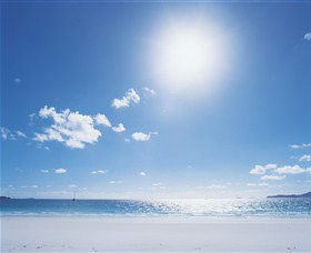 Hawks Nest Beach - Attractions Melbourne 0