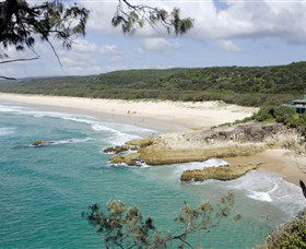 Main Beach, North Stradbroke Island - Attractions Melbourne 0