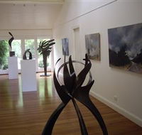Ivy Hill Gallery - Attractions Melbourne