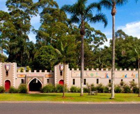 Macadamia Castle - Attractions Melbourne 1
