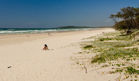 Tallow Beach - Attractions Melbourne 1