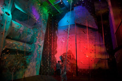 Centre Of Gravity - Attractions Melbourne 4