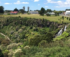 Waratah Falls - Attractions Melbourne 2