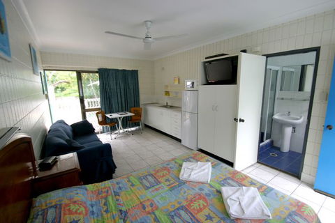 Tropical Palms Inn - Attractions Melbourne 1