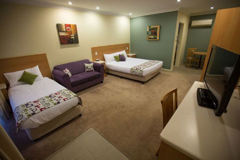 Ibis Styles Orange - Attractions Melbourne 0
