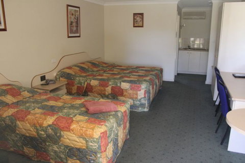 Golfview Motor Inn - Attractions Melbourne 3