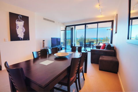 Ultra Broadbeach - Attractions Melbourne 8