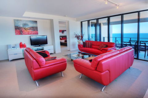 Ultra Broadbeach - Attractions Melbourne 18