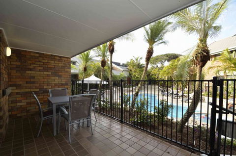 Glen Eden Beach Resort - Attractions Melbourne 1